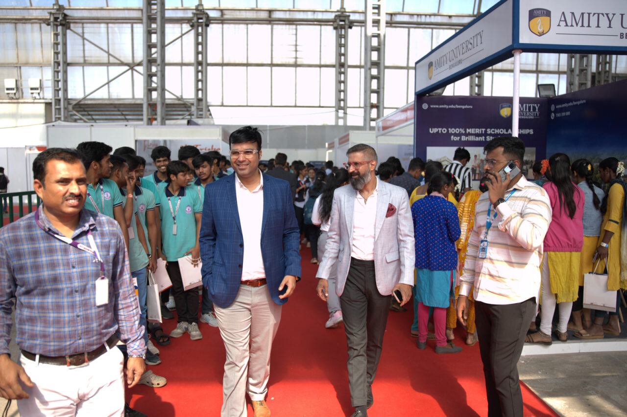 How Teachers Can Inspire Career Exploration in Early Teens